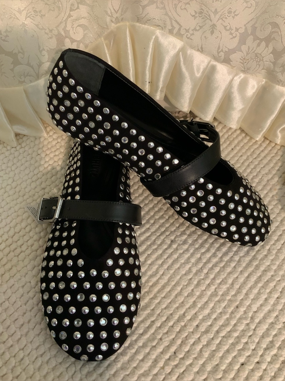 SCHUTZ